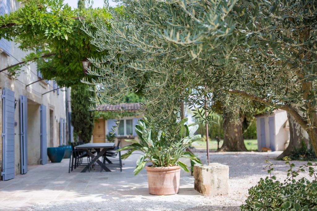 Sous Les Platanes B&B Шаторенар Екстер'єр фото